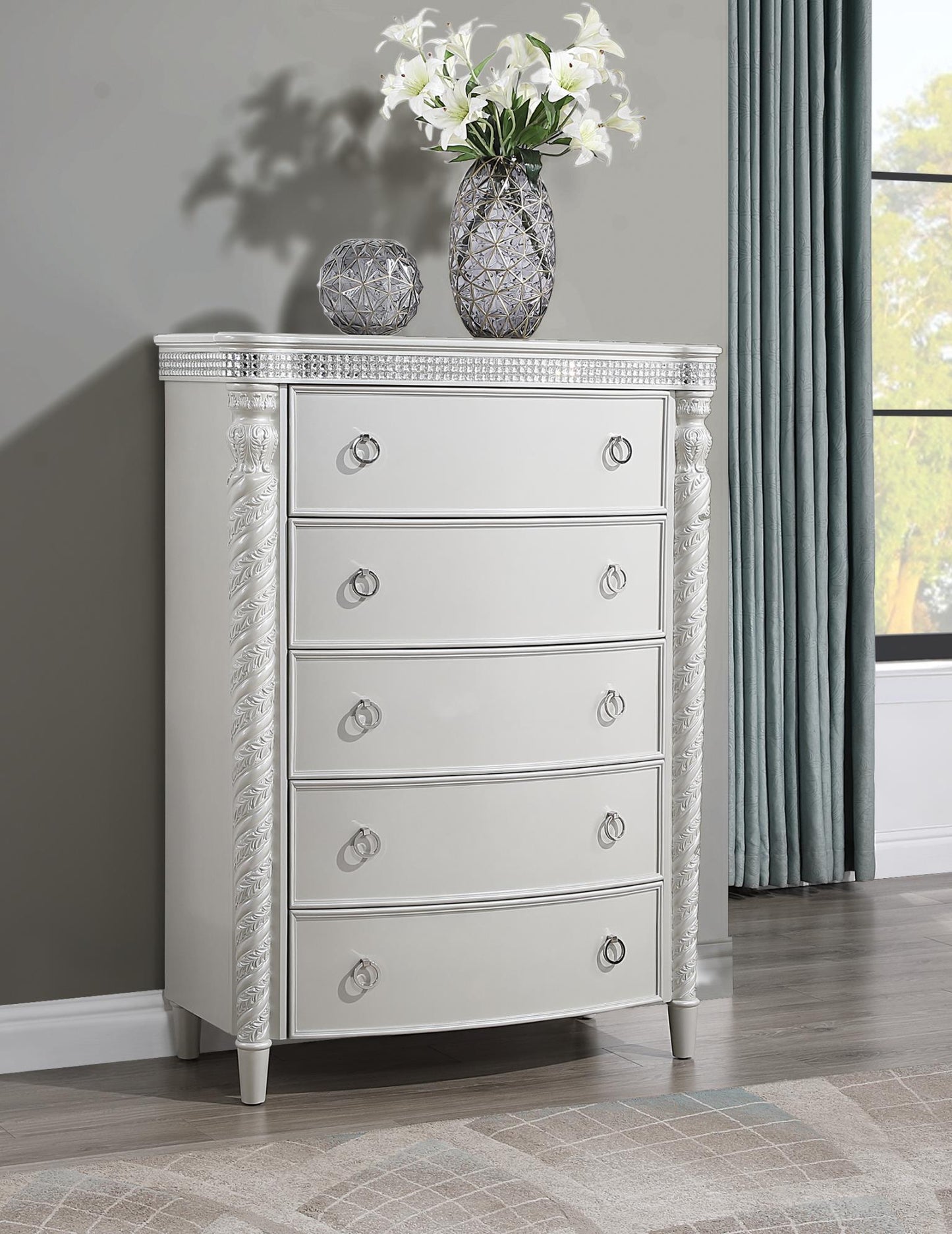 B033-QDMCN	QUEEN BED FRAME - DRESSER - MIRROR - CHEST - NIGHTSTAND