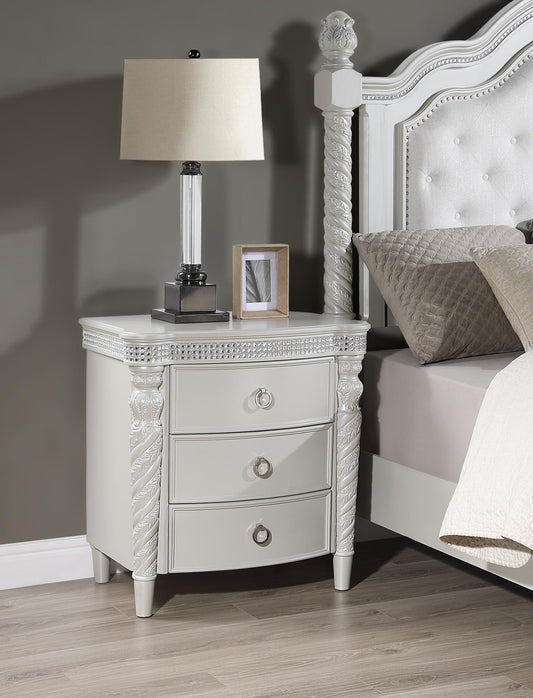 B033-QDMCN	QUEEN BED FRAME - DRESSER - MIRROR - CHEST - NIGHTSTAND