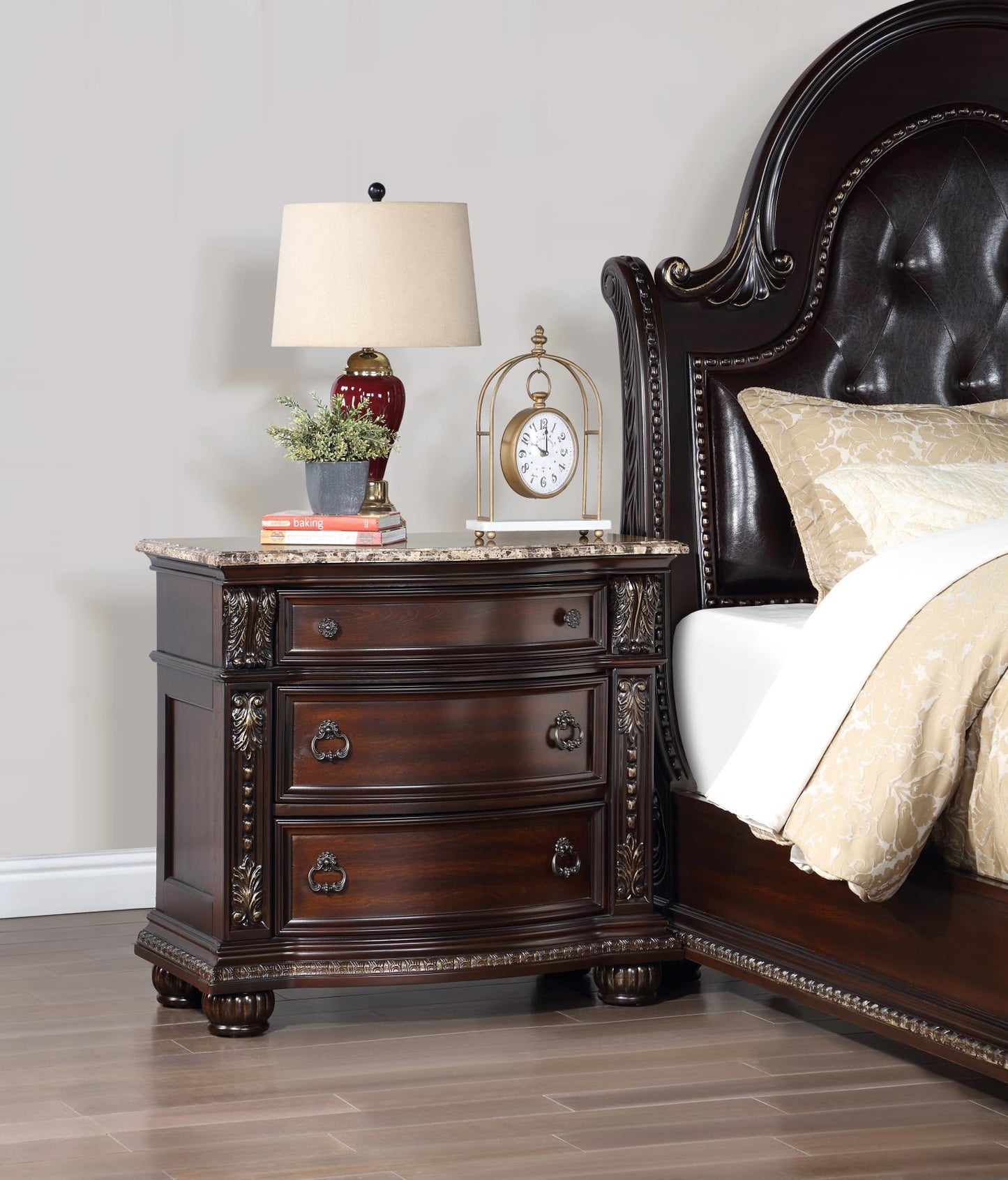B054-QDMCN	QUEEN BED FRAME - DRESSER - MIRROR - CHEST - NIGHTSTAND