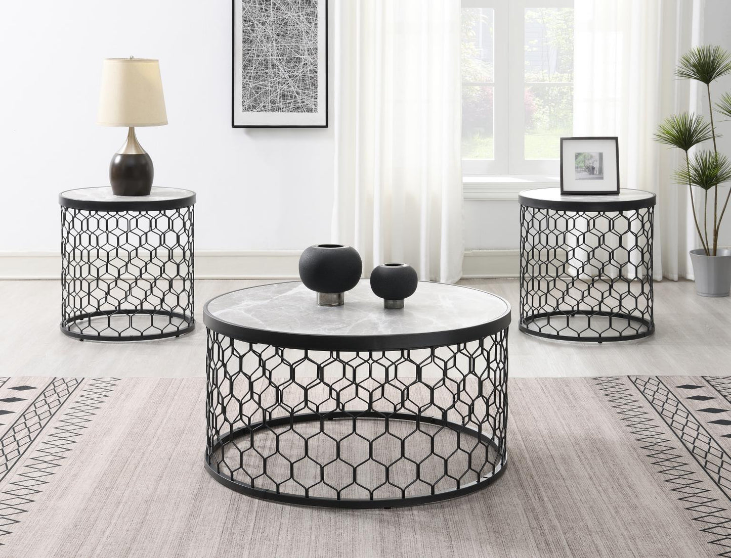 T155	BLACK/SILVER SPARKLE COFFEE TABLE & 2 END TABLE