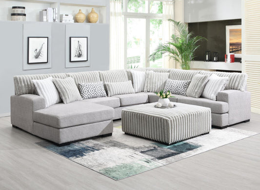 U258	LIGHT GRAY 3 PC SECTIONAL & OTTOMAN